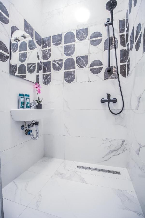 Comfort Quad Room Hn Viena Exterior foto