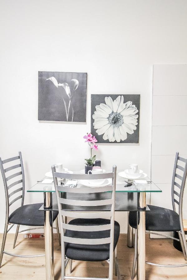 Comfort Quad Room Hn Viena Exterior foto